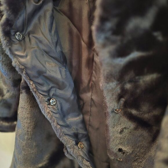 🧡 Storybook Elegant Black Faux Fur Kids Pea Coat 4 - Picture 4 of 5